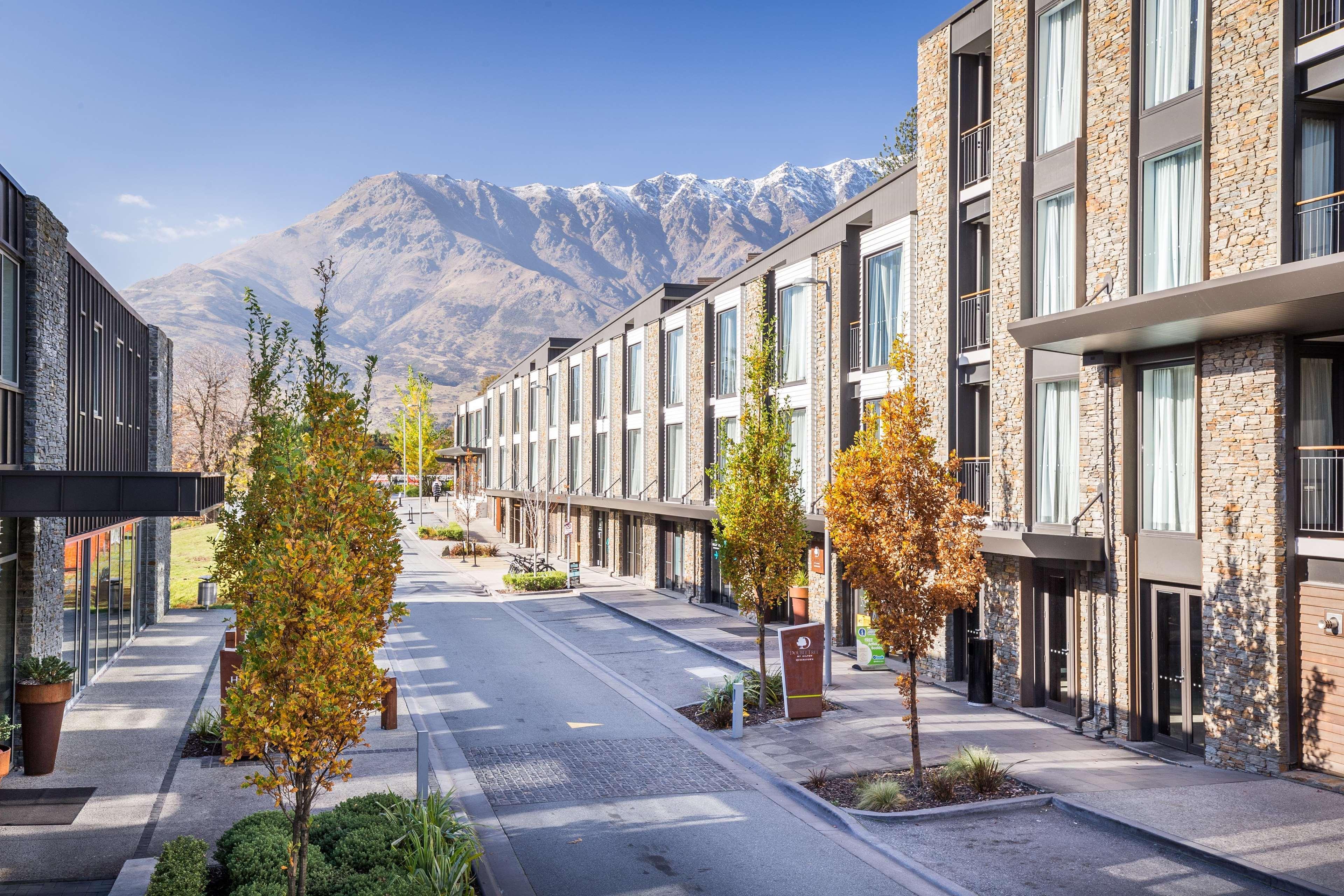 Doubletree By Hilton Queenstown Buitenkant foto