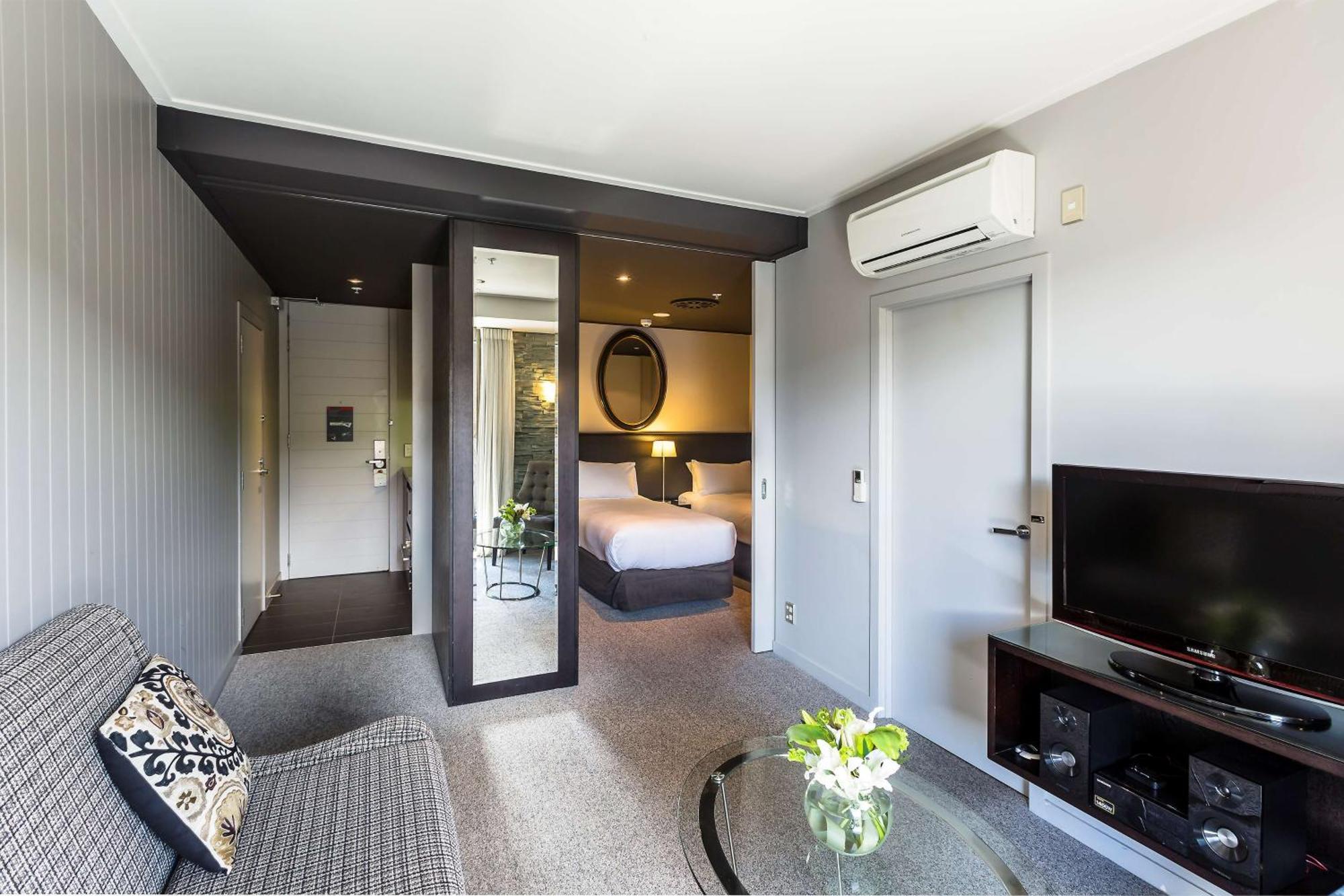 Doubletree By Hilton Queenstown Buitenkant foto